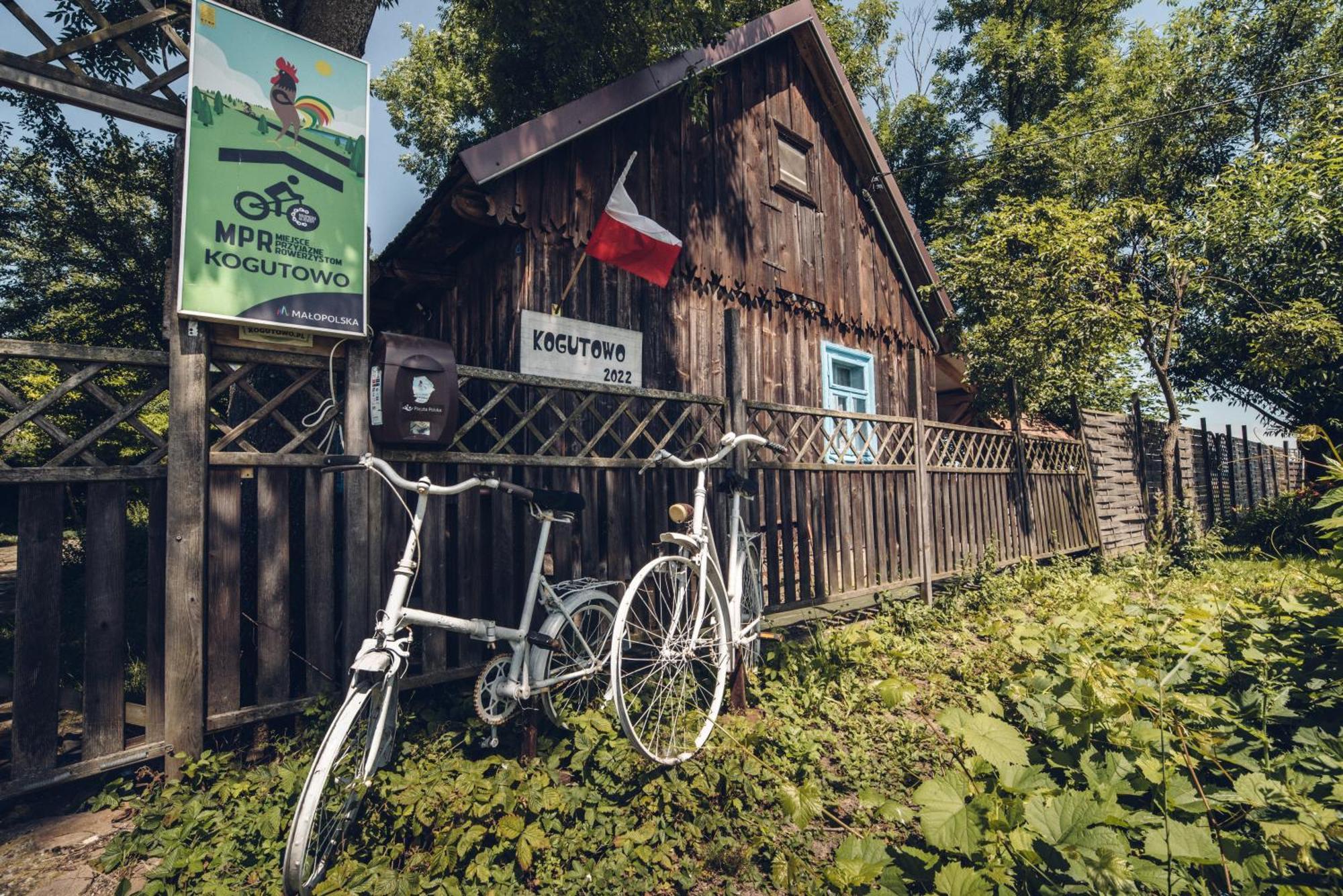 Kogutowo Agroturystyka Mpr Wietrzychowice Exteriör bild